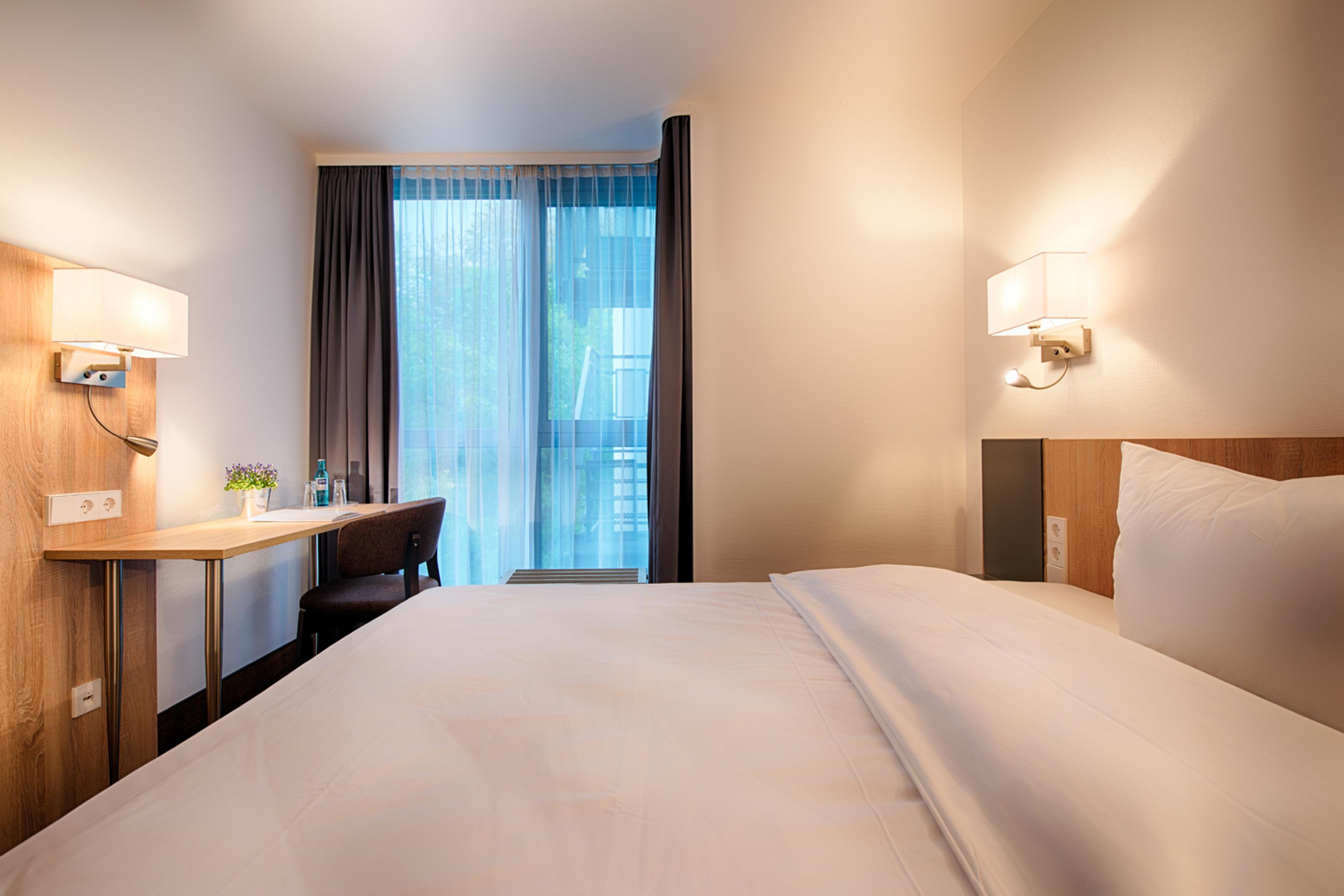 Achat Hotel Stuttgart Airport Messe Εξωτερικό φωτογραφία