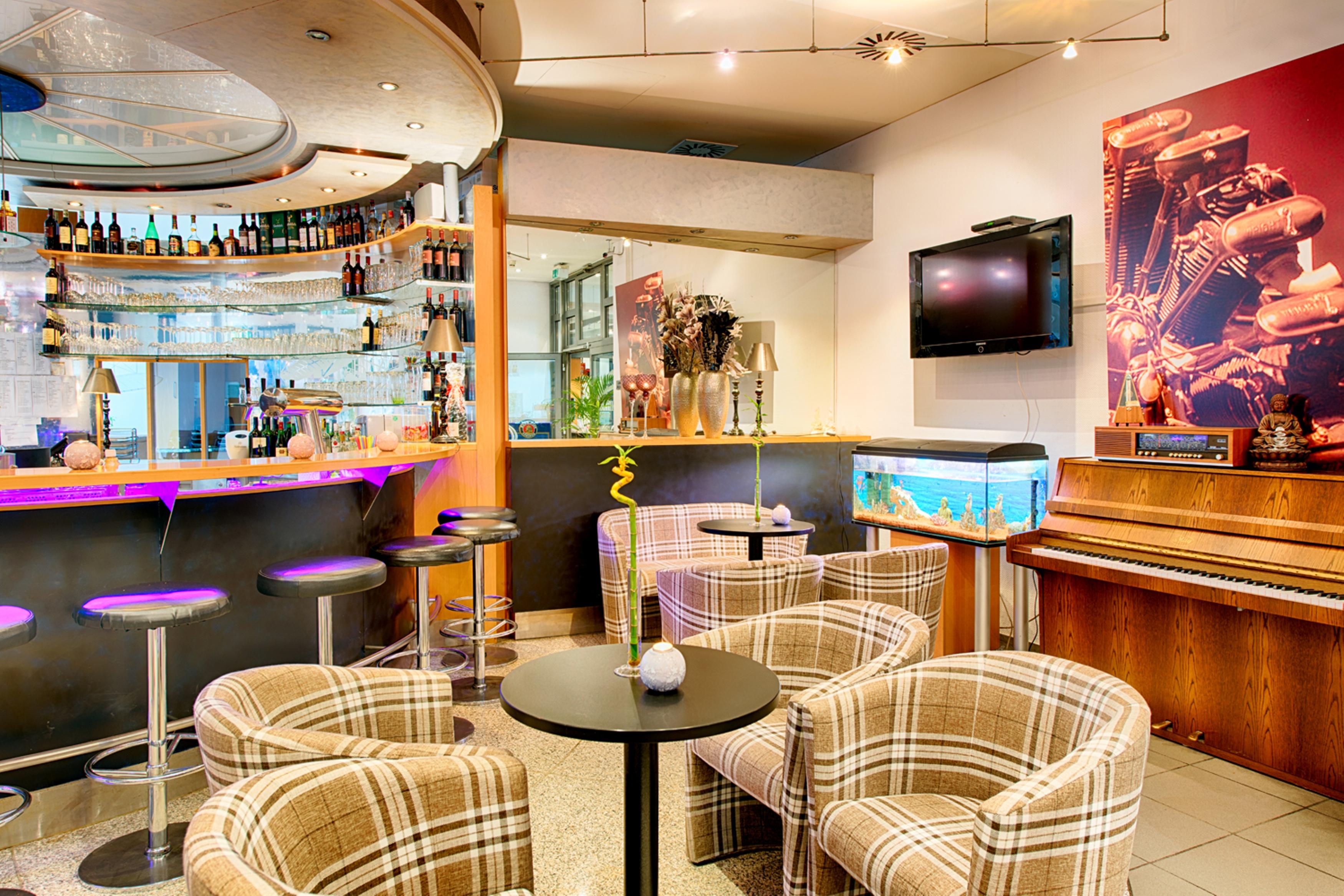 Achat Hotel Stuttgart Airport Messe Εξωτερικό φωτογραφία