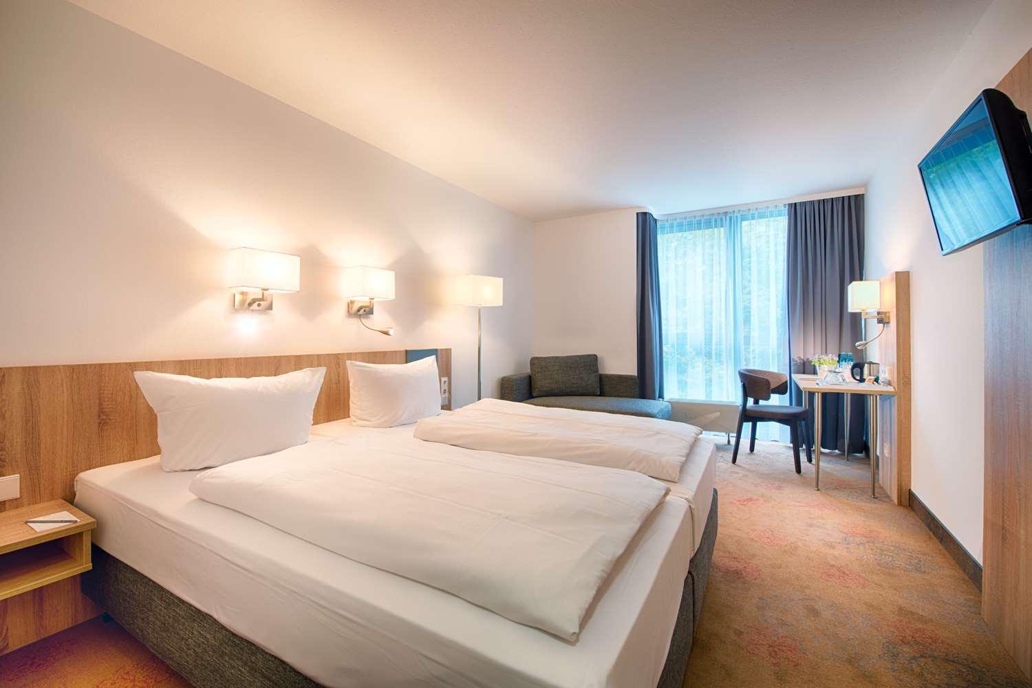 Achat Hotel Stuttgart Airport Messe Εξωτερικό φωτογραφία