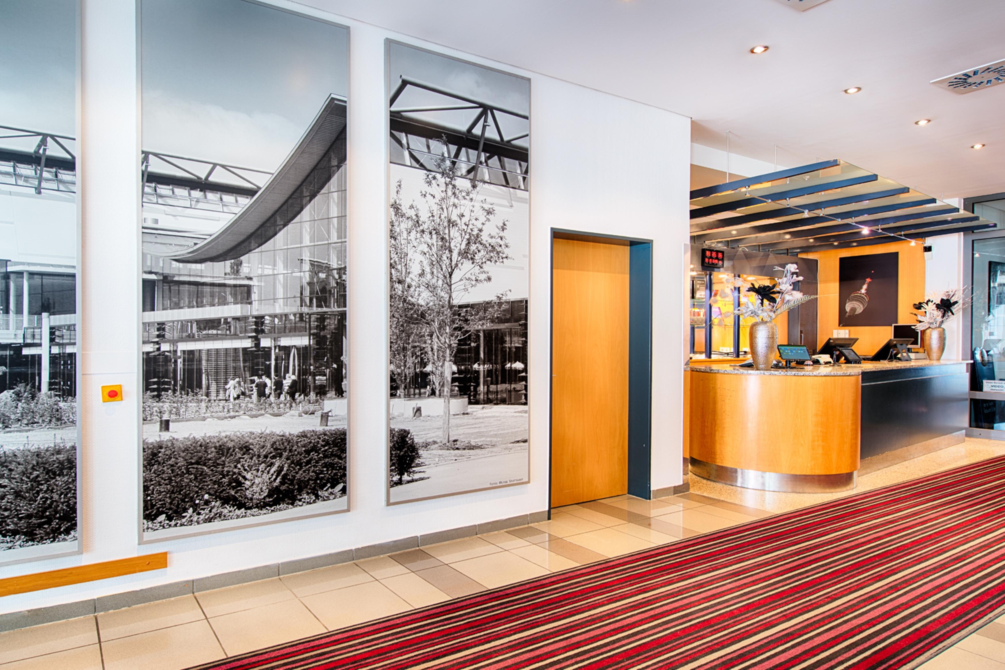 Achat Hotel Stuttgart Airport Messe Εξωτερικό φωτογραφία