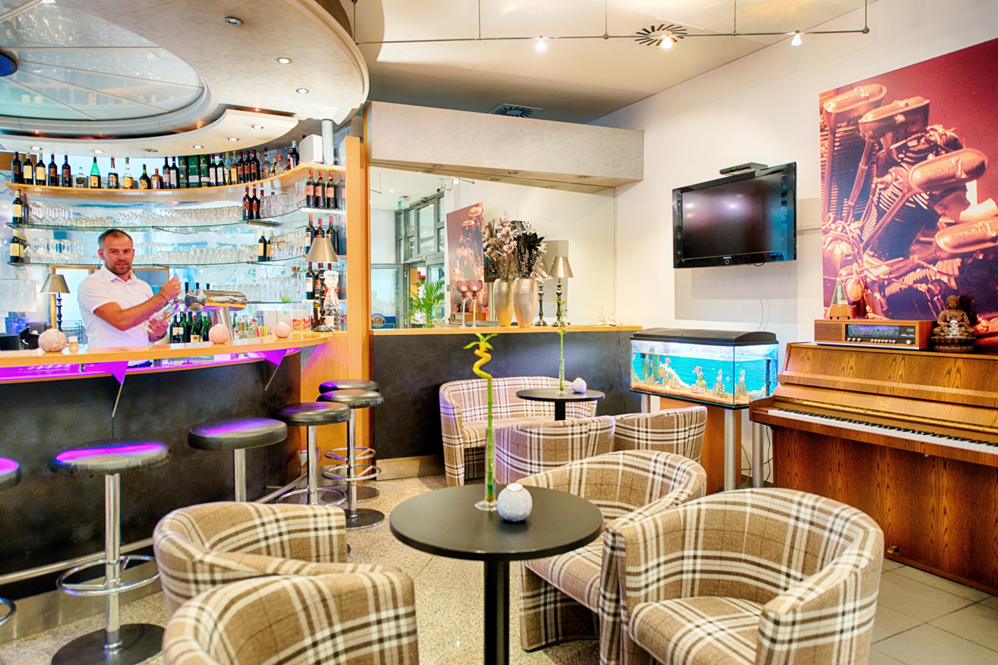 Achat Hotel Stuttgart Airport Messe Εξωτερικό φωτογραφία